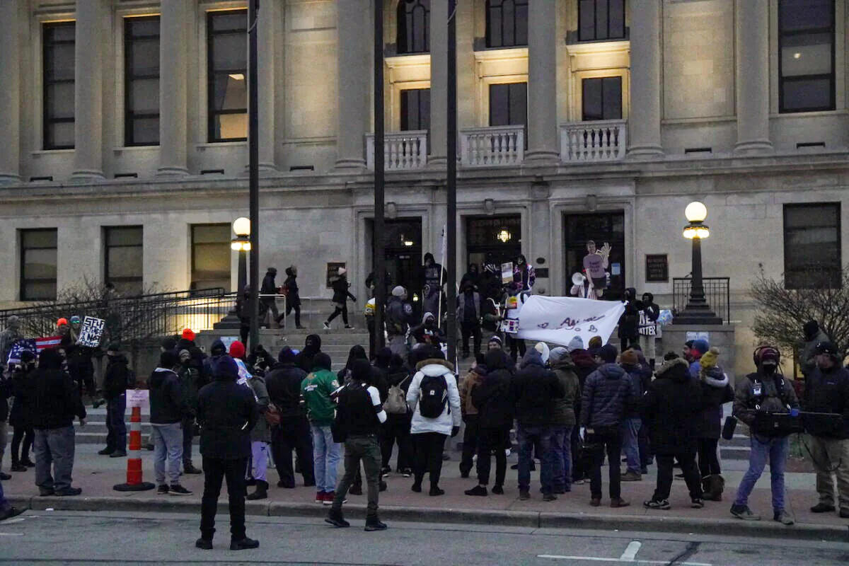 A view of the protest on the steps of the Kenosha County Courthouse in Kenosha, Wisconsin on Nov. 18, 2021 (Jackson Elliott/The Epoch Times)