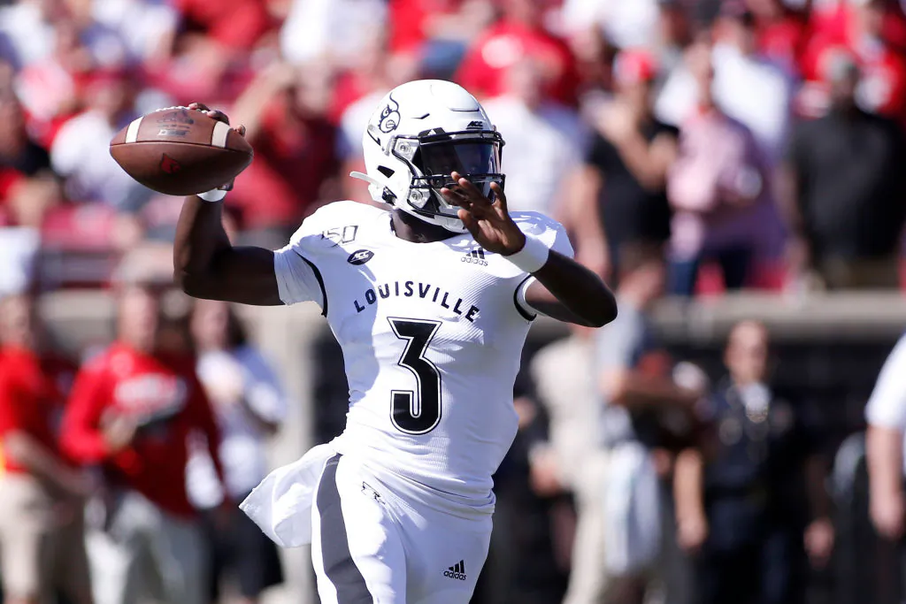 Malik Cunningham #3 of the Louisville Cardinals throws a pass at Cardinal Stadium in Louisville, Ky., on Oct. 5, 2019. (Justin Casterline/Getty Images)