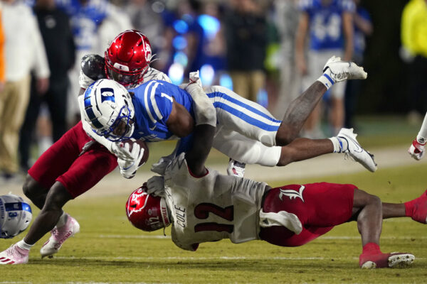 Lamar Jackson's Jersey Retired & Cunningham's 5 TDs lead Louisville's 41-3  over Syracuse