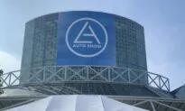 2021 LA Auto Show Begins at Convention Center After COVID-19 Hiatus
