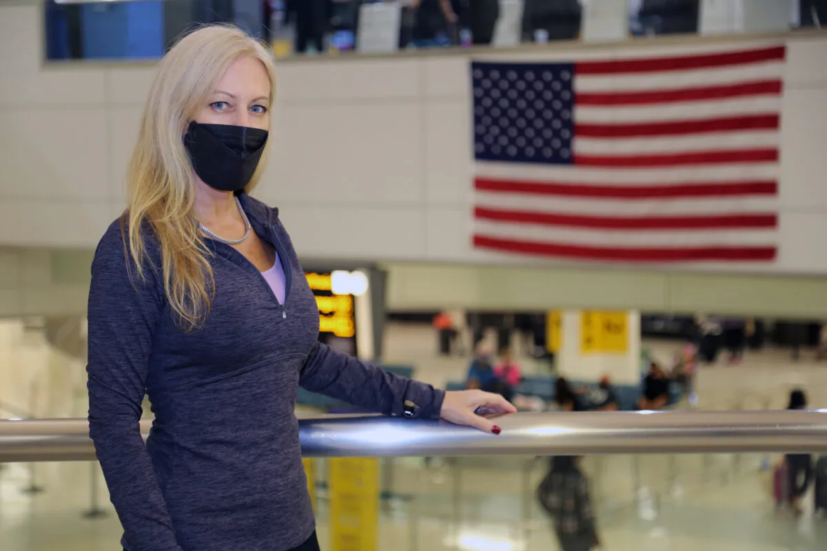 Lisa Williams, a flight attendant who was forced to get the vaccine against COVID-19 and has suffered major health problems since, on Nov. 18, 2021. (Richard Moore/The Epoch Times)