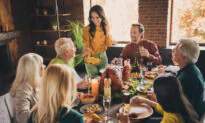 The Gracious Host’s Guide to the Holidays: 3 Rules for a Memorable, Stress-Free Dinner Party