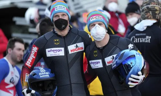 US Wins 2 Monobob Medals, Friedrich Rolls in 2-man Race