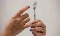 Side Effects From COVID-19 Vaccines Are Difficult to Distinguish From Early Symptoms of Virus: Study