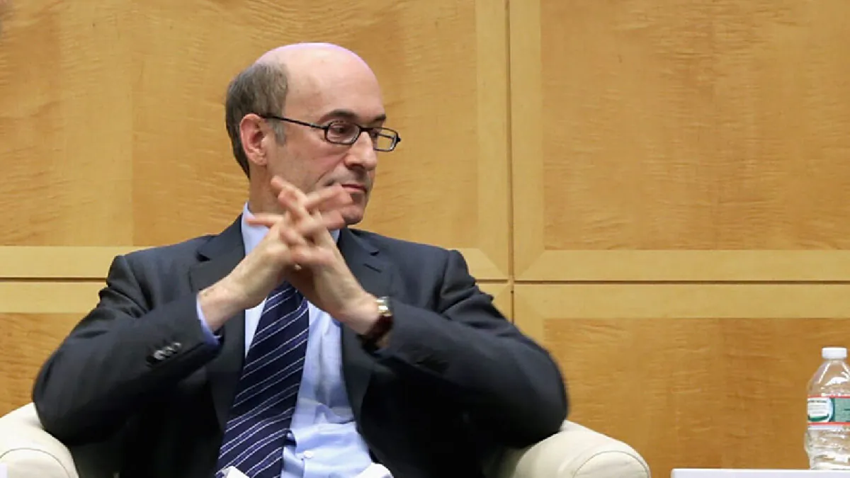 Harvard University Public Policy and Economics Professor Kenneth Rogoff at the International Monetary Fund headquarters in Washington, on Nov. 8, 2013. (Chip Somodevilla/Getty Images)