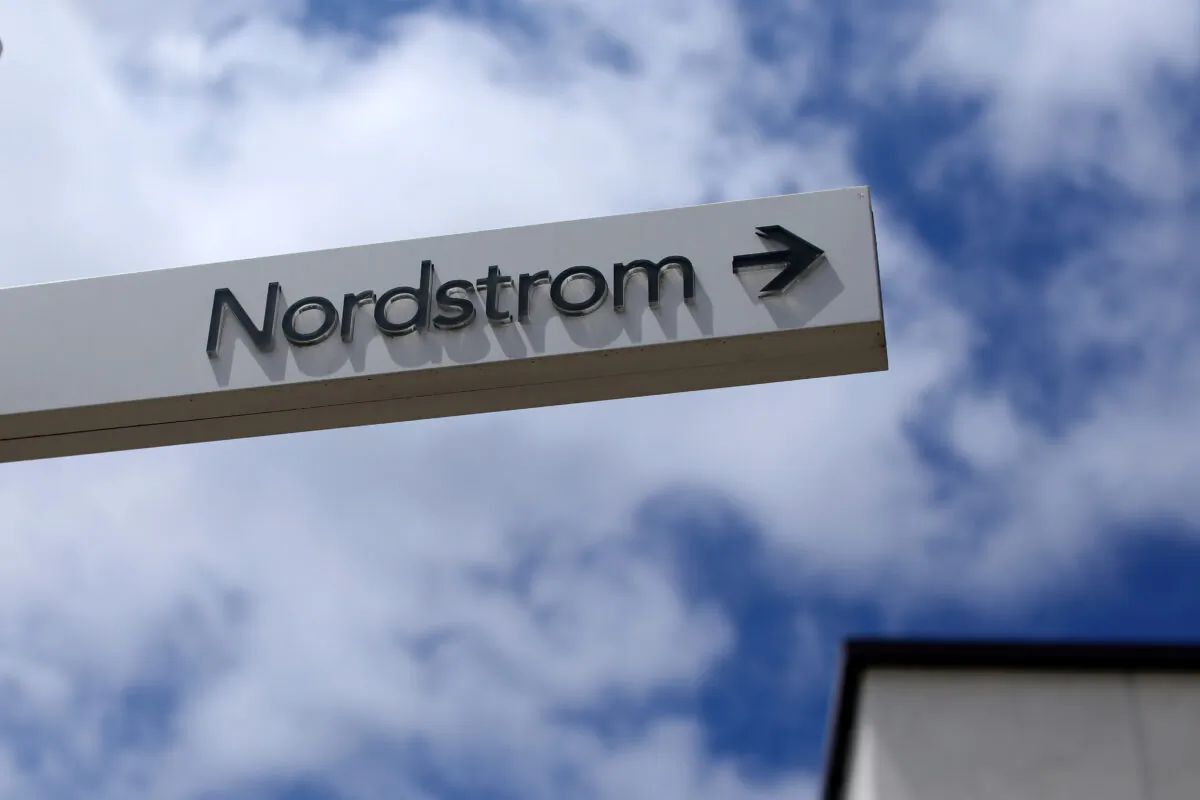 A sign directs shoppers to a Nordstrom store at a shopping mall in La Jolla, Calif., on May 17, 2017. (Mike Blake/Reuters)