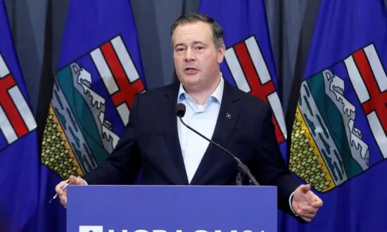 Alberta to Lift ‘Vast Majority’ of COVID-19 Restrictions on March 1