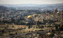 1 Dead and 4 Injured After Gunman Opens Fire at Holy Site in Jerusalem