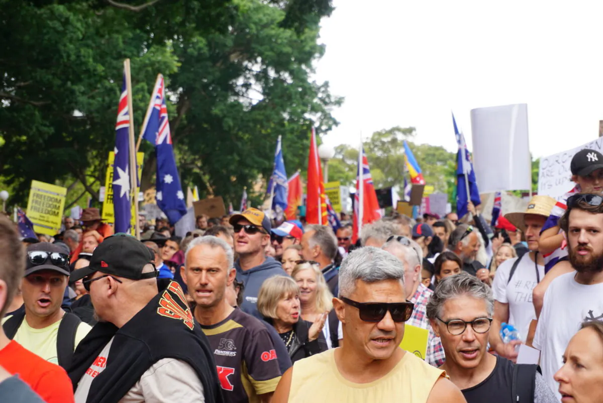 People from all walks of life gathered at Sydney protest against COVID-19 mandates in Australia on Nov. 20, 2021 (Nina Nguyen/ Epoch Times)