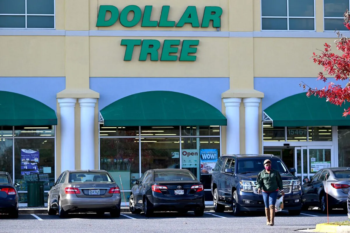 The Dollar Tree logo on its store in Bowie, Md., on Nov. 23, 2021.  (Jim Watson/AFP via Getty Images)