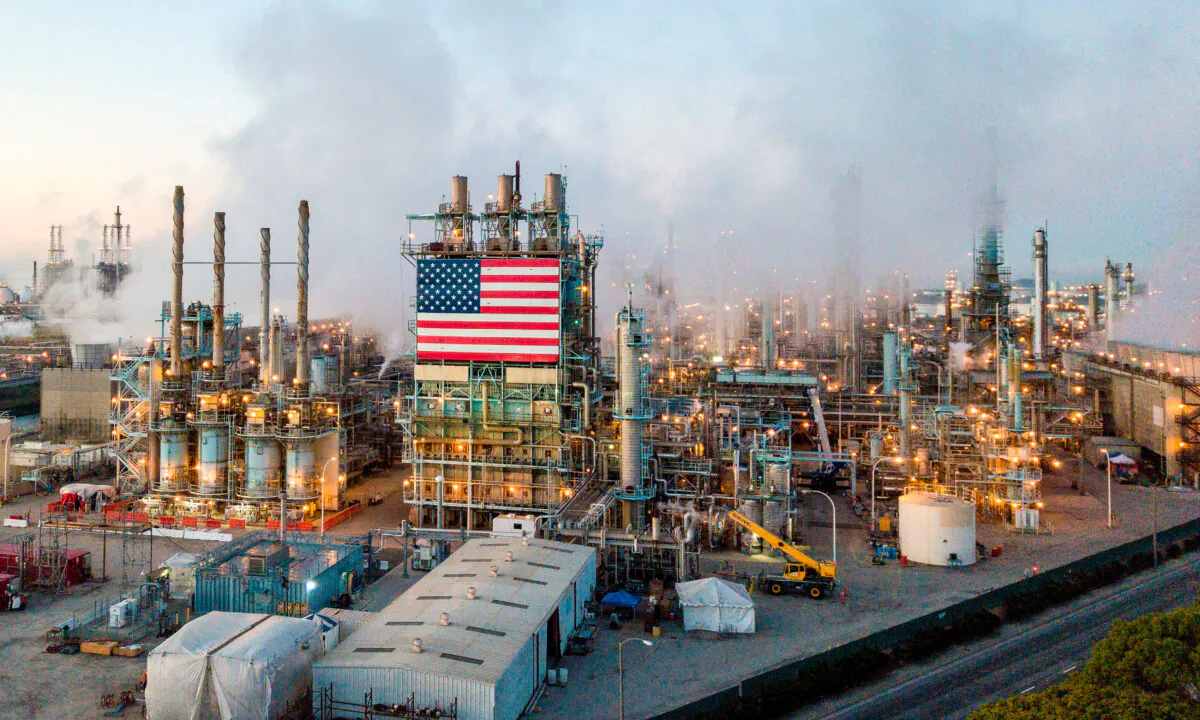 The Marathon Petroleum Corp's Los Angeles Refinery in Carson, Calif., on April 25, 2020. (ROBYN BECK/AFP via Getty Images)