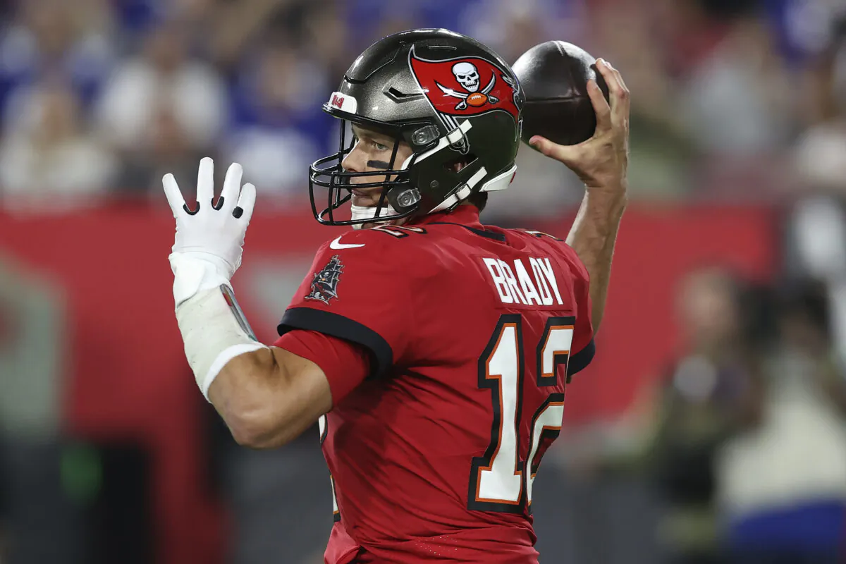 Tampa Bay Buccaneers quarterback Tom Brady (12) throws a pass against the New York Giants during the first half of an NFL football game in Tampa, Fla., on Nov. 22, 2021. (Mark LoMoglio/AP Photo)