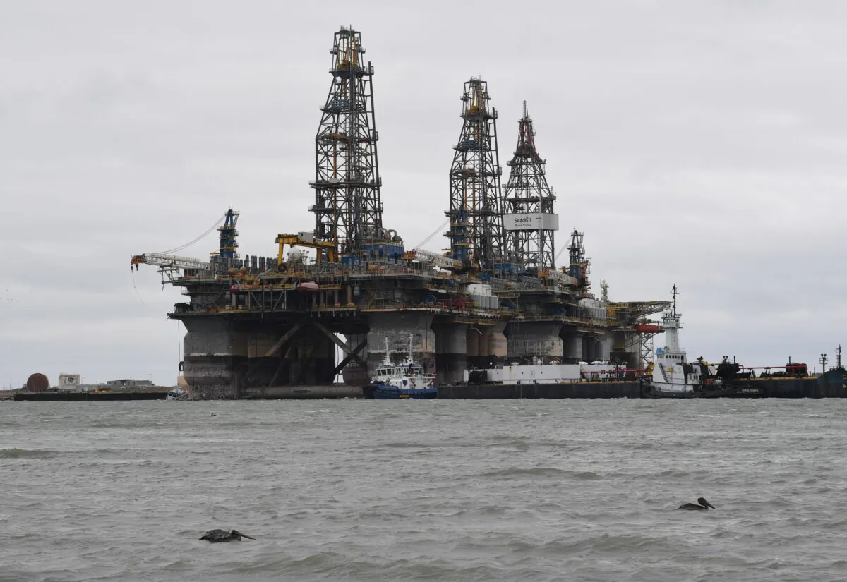An oil rig in Texas on August 27, 2017.  (Mark Ralston/AFP via Getty Images)