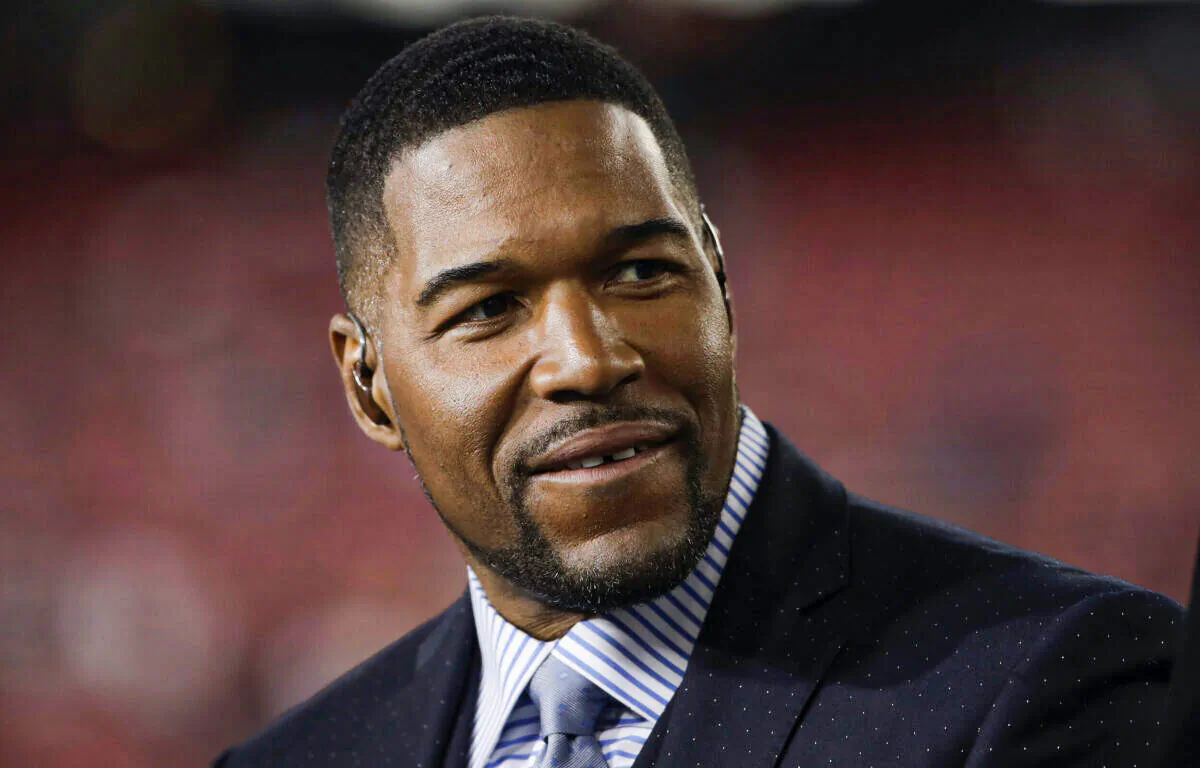 Michael Strahan before the NFL NFC Championship football game between the San Francisco 49ers and the Green Bay Packers in Santa Clara, Calif., on Jan. 19, 2020. (Marcio Jose Sanchez/AP Photo)