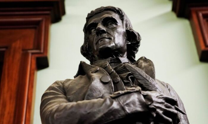 A statue of former U.S. President Thomas Jefferson is pictured in the council chambers in City Hall on Oct. 19, 2021, in the Manhattan borough of New York City, New York. (Carlo Allegri/Reuters)