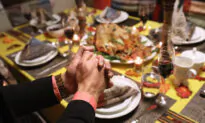 Will Your Thanksgiving Table Become a Political Battleground?