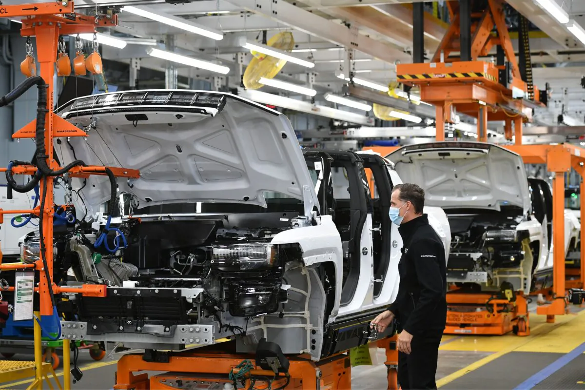 A General Motors factory is seen in Detroit, Mich., on Nov. 17, 2021. (Mandel Ngan/AFP via Getty Images)