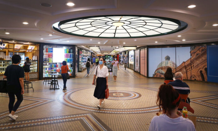 Shoppers move through the QVB shopping area in Sydney, Australia, on Nov. 8, 2021. (Lisa Maree Williams/Getty Images)