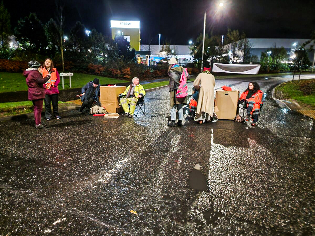 UK Climate Activists Blockade Amazon Warehouse on Black Friday - Vimarsana News