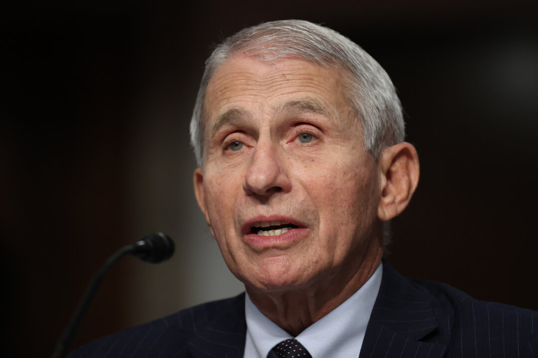 FDA Could Authorize Pfizer’s COVID-19 Vaccine for Kids Under 5 in the Next Month: Fauci