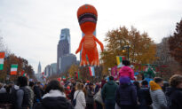 Attendees Express Hope as Philadelphia Resumes Traditional Thanksgiving Parade