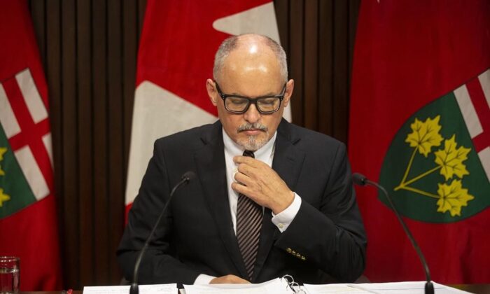 Dr. Kieran Moore, Ontario's Chief Medical Officer attends a media briefing in Toronto, November 29, 2021. (The Canadian Press/Chris Young)