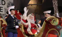 Hollywood Christmas Parade Returns After 2020 COVID Cancellation