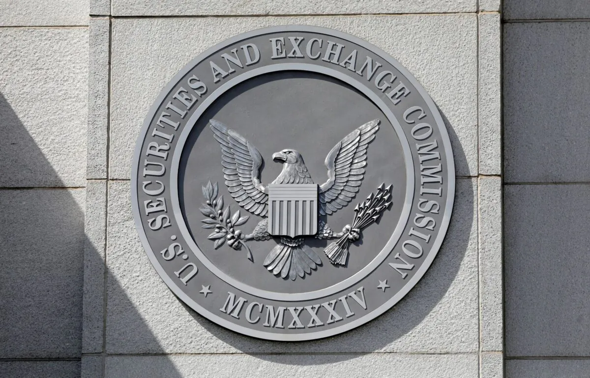 The seal of the U.S. Securities and Exchange Commission (SEC) at its headquarters in Washington on May 12, 2021. (Andrew Kelly/Reuters)
