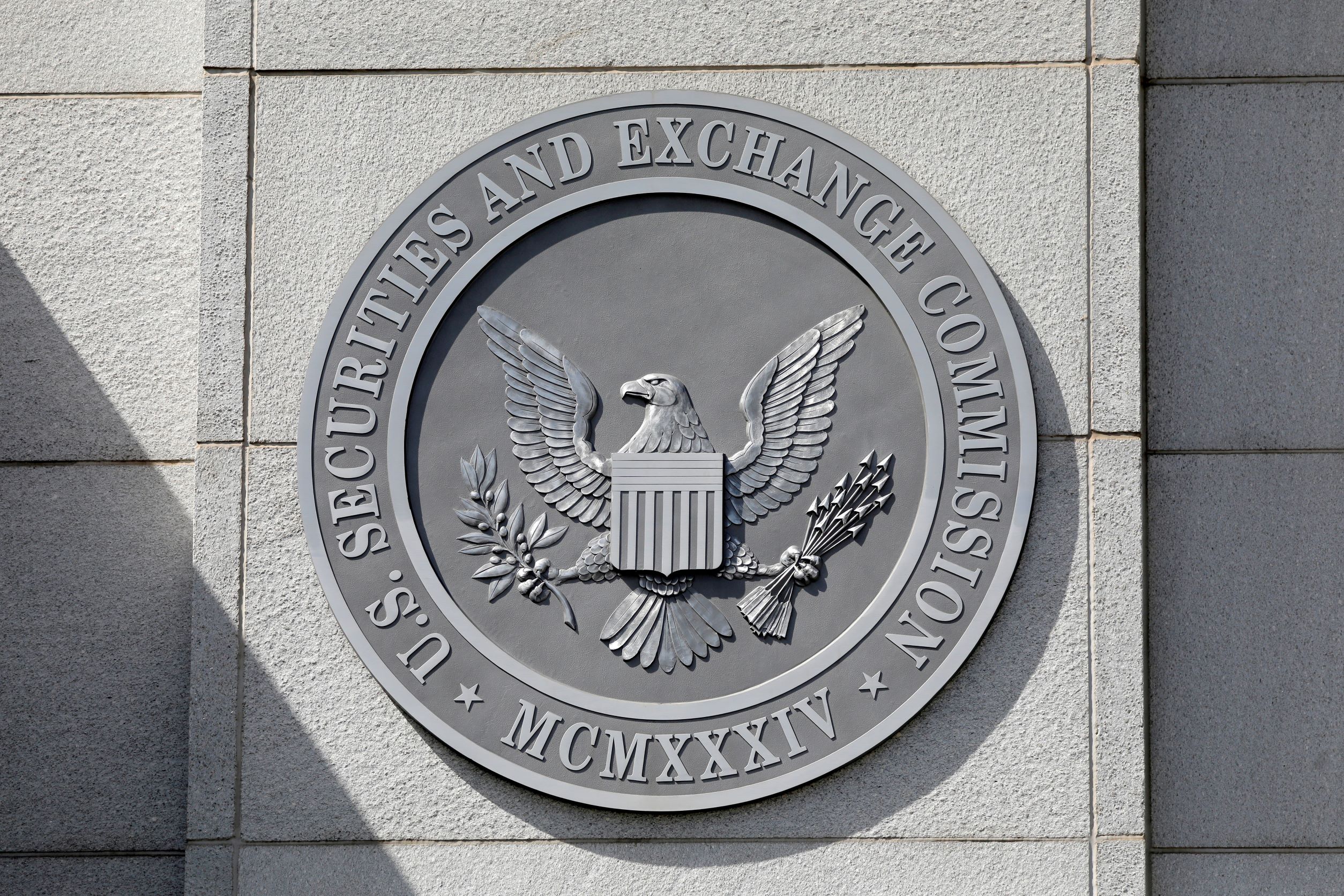 SEC Issues Guidance on Corporate Share-Based Executive Compensation - Vimarsana News
