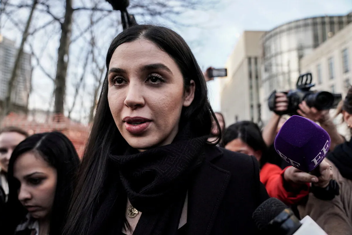 Emma Coronel Aispuro, the wife of Joaquin Guzman, the Mexican drug lord known as "El Chapo", exits the Brooklyn Federal Courthouse during the trial in the Brooklyn borough of New York, on Feb. 5, 2019. (Jeenah Moon/Reuters)