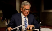 Powell Puts Faster Bond-Buying Taper on Fed’s Christmas Table
