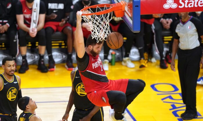 Portland Trail Blazers center Jusuf Nurkic (27) dunks during the second quarter against the Golden State Warriors at Chase Center in San Francisco on Nov 26, 2021. (Darren Yamashita/USA TODAY Sports via Field Level Media)