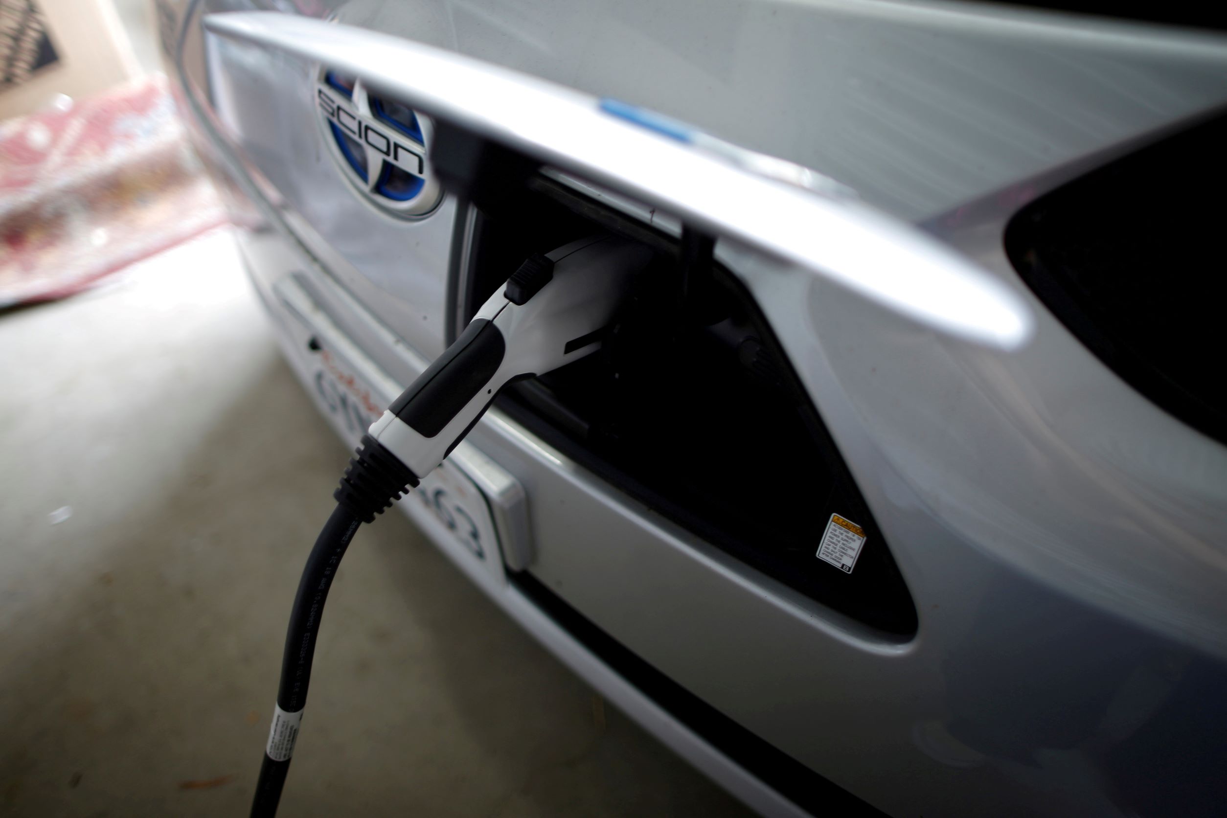 California's Electric Car Tax-Boost Initiative Unlikely to Pass - Vimarsana News