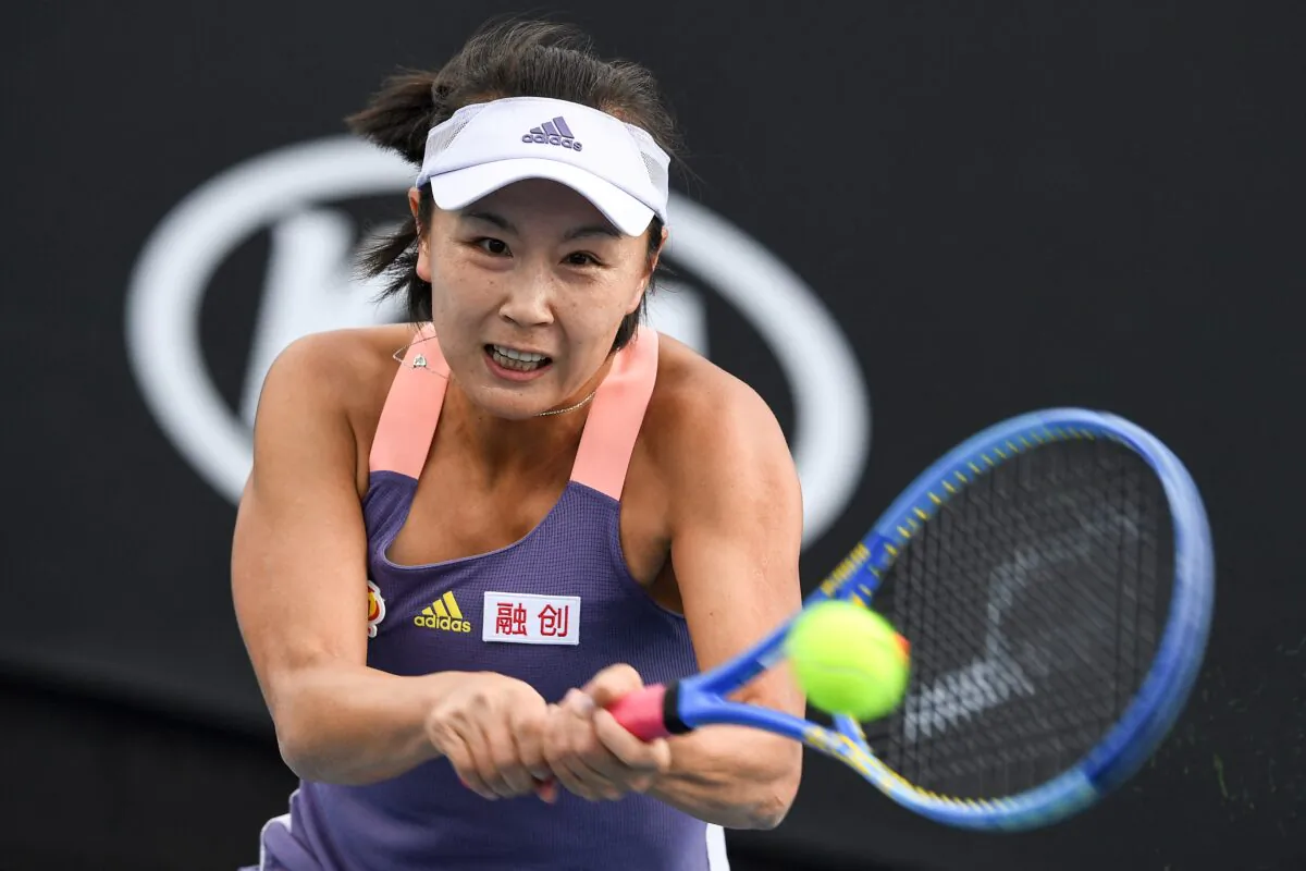China's Peng Shuai hits a return against Japan's Nao Hibino during their women's singles match on day two of the Australian Open tennis tournament in Melbourne on Jan. 21, 2020. (Greg Wood/AFP via Getty Images)