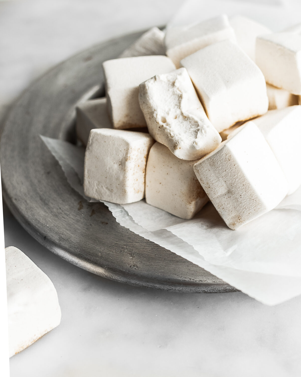 Honey, combined with vanilla, gives these marshmallows a subtle floral flavor. (Jennifer McGruther)