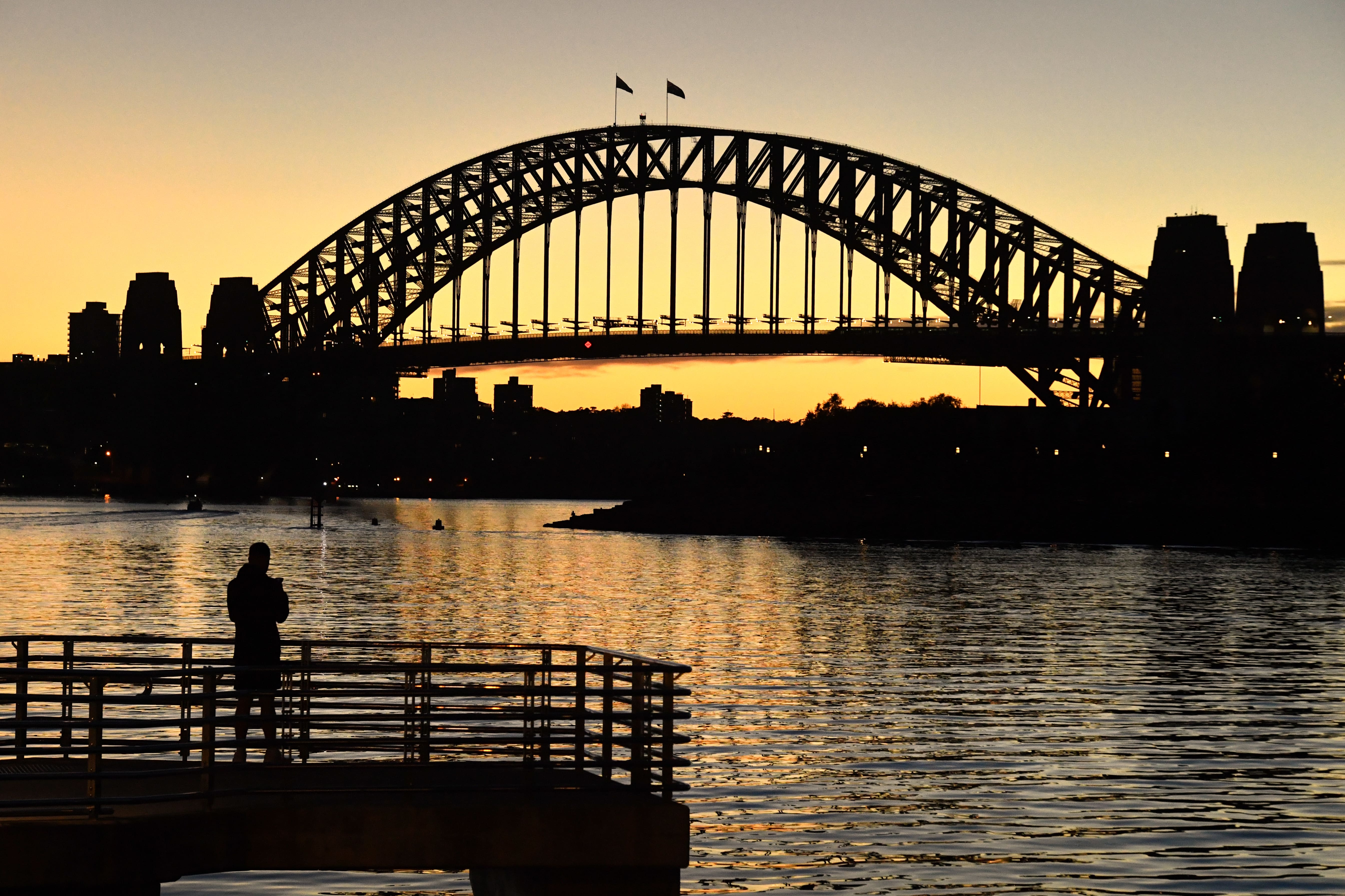 Omicron: A New Variant and New Hope for Australia - Vimarsana News