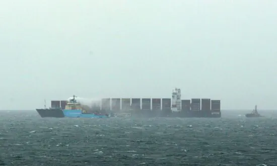 Ship That Lost Containers Moves to Nanaimo, BC: Coast Guard