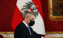 Austria’s 3rd Leader in 2 Months Takes Office Seeking Stability