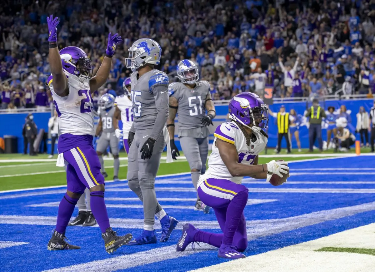 Minnesota Vikings wide receiver K.J. Osborn (17) scores a touchdown against the Detroit Lions during an NFL game at Ford Field, in Detroit, Mich., on Dec. 5, 2021. (David Reginek/USA TODAY Sports via Field Level Media)