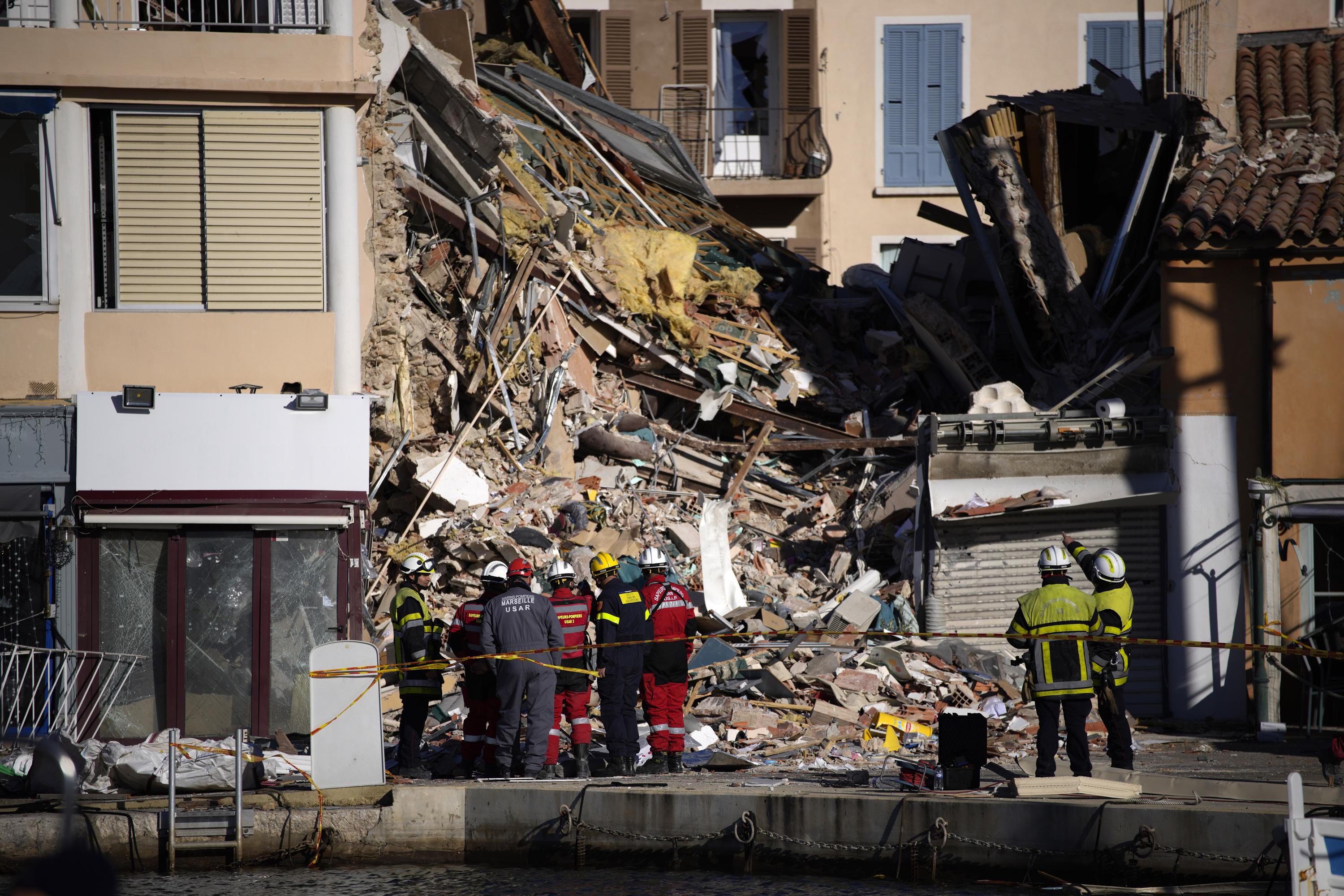 Blast Levels French Building; at Least 1 Dead, Baby Found - Vimarsana News