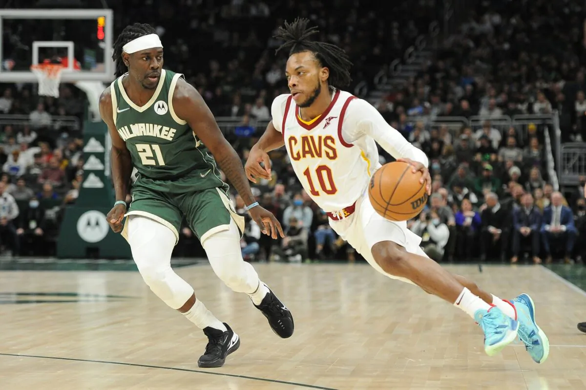 Cleveland Cavaliers guard Darius Garland (10) drives to the basket against Milwaukee Bucks guard Jrue Holiday (21) during an NBA game at Fiserv Forum, in Milwaukee, Wis., on Dec. 6, 2021. (Michael McLoone/USA TODAY Sports via Field Level Media)