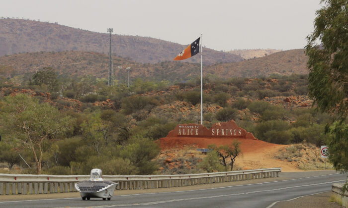 ALICE SPRINGS, AUSTRALIA - OCTOBER 15: 19 World Solar Challenge - a 3000 km solar-powered vehicle race between Darwin and Adelaide. (Photo by Mark Evans/Getty Images for SATC)