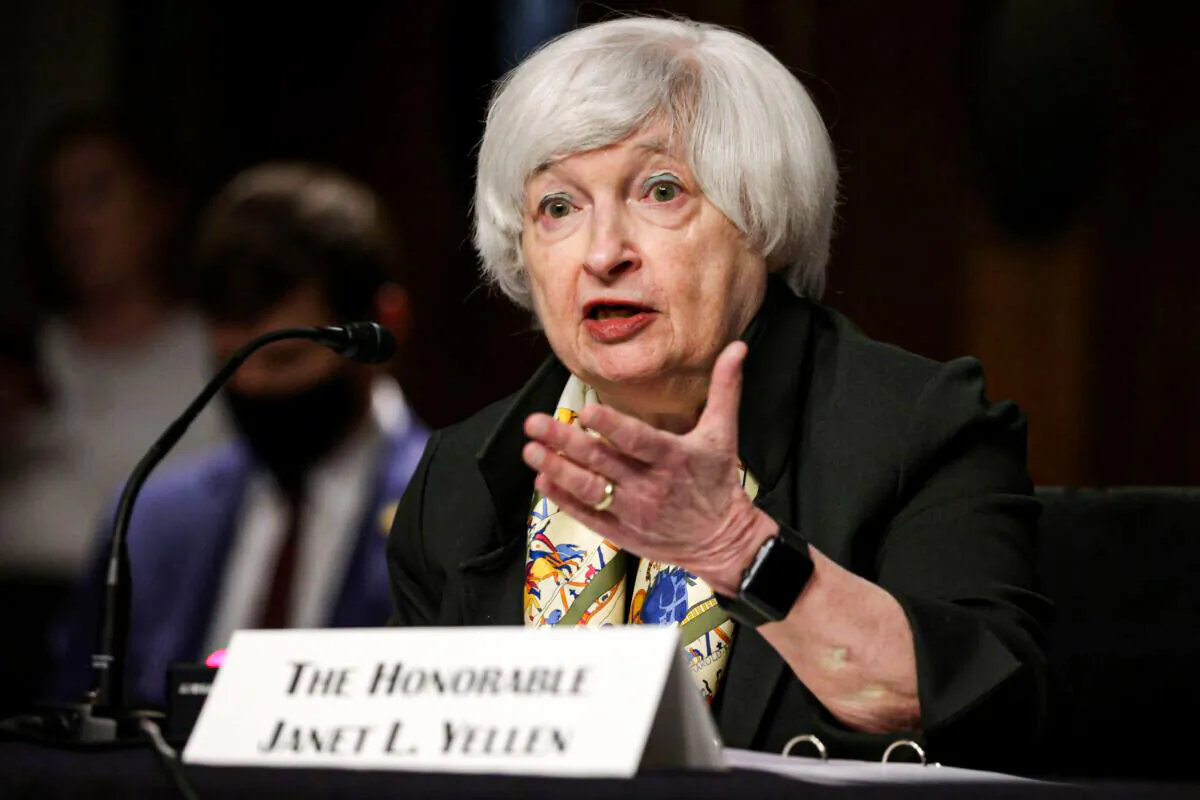Treasury Secretary Janet Yellen testifies during a hearing on Capitol Hill in Washington, on Nov. 30, 2021. (Alex Wong/Getty Images)