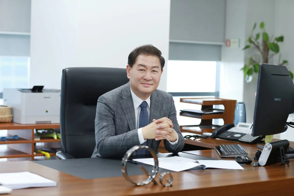 Samsung's Han Jong-hee, head of visual display business, in a file photo. (Courtesy of Samsung via Reuters)
