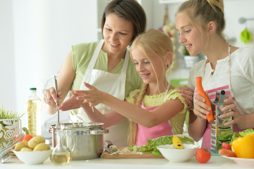 A healthy diet is not only beneficial for our physical health, but our mental and emotional health as well. (Ruslan Huzau/Shutterstock)