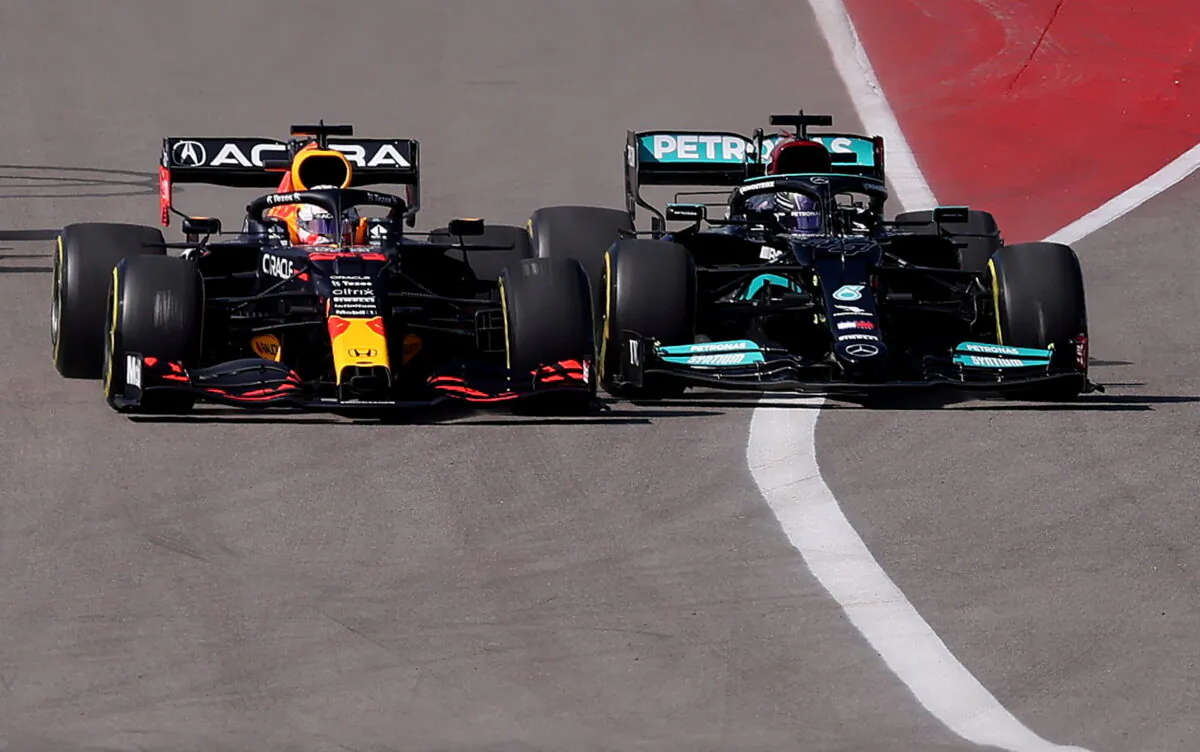 Red Bull's Max Verstappen and Mercedes' Lewis Hamilton in action at the start of the Formula One F1 - United States Grand Prix - Circuit of the Americas in Austin, Texas, U.S. on Oct. 24, 2021. (Mike Blake/Reuters)