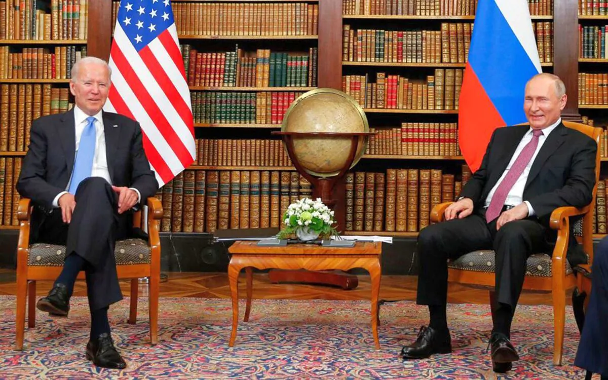 U.S. President Joe Biden (L) meets with Russian President Vladimir Putin at the Villa la Grange in Geneva on June 16, 2021. (Getty Images)