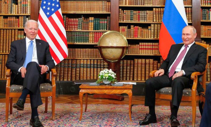 U.S. President Joe Biden (L) meets with Russian President Vladimir Putin at the Villa la Grange in Geneva on June 16, 2021. (Getty Images)