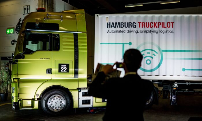 A self-driving truck or autonomous truck is on display at the ITS World Congress on Intelligent Transport Systems and Services held at the CCH Congress Center in Hamburg, northern Germany on October 13, 2021. - The congress takes place until October 15, 2021. (Photo by Axel Heimken / AFP) (Photo by AXEL HEIMKEN/AFP via Getty Images)