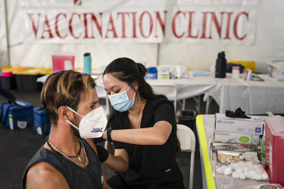 A nurse administers a COVID-19 vaccine in Orange, Calif., on Aug. 28, 2021. (Jae C. Hong/AP Photo)